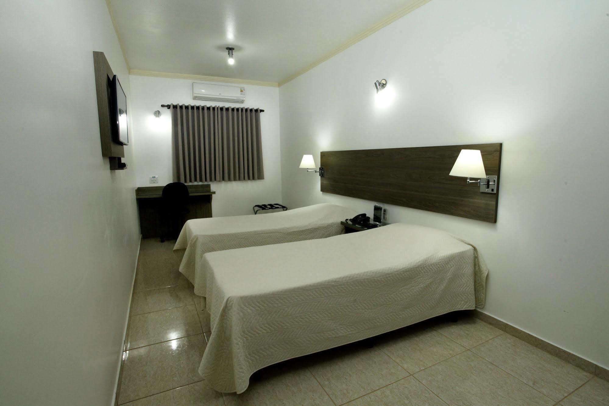 Indaia Hotel Сан-Карлус Екстер'єр фото