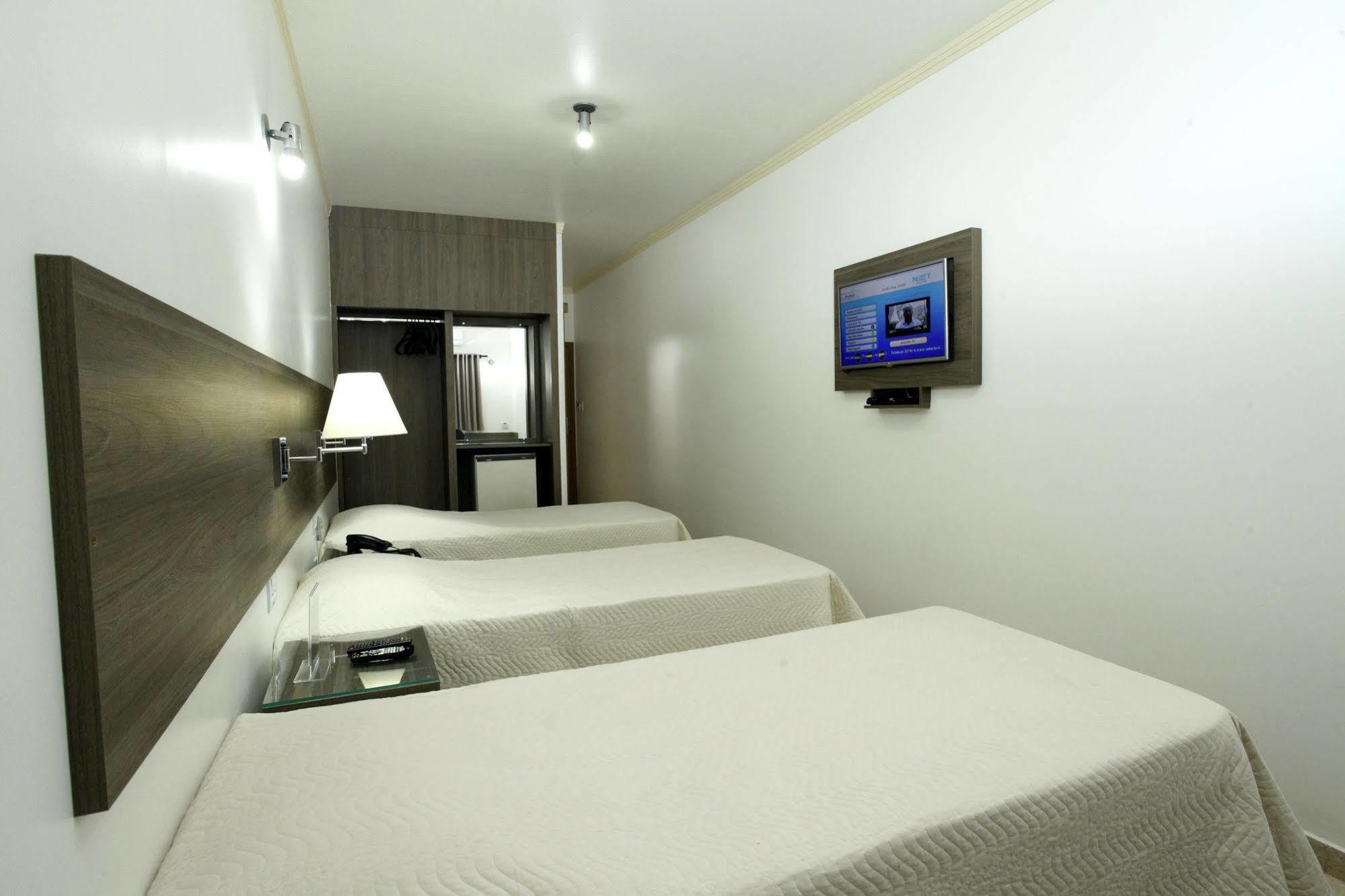 Indaia Hotel Сан-Карлус Екстер'єр фото
