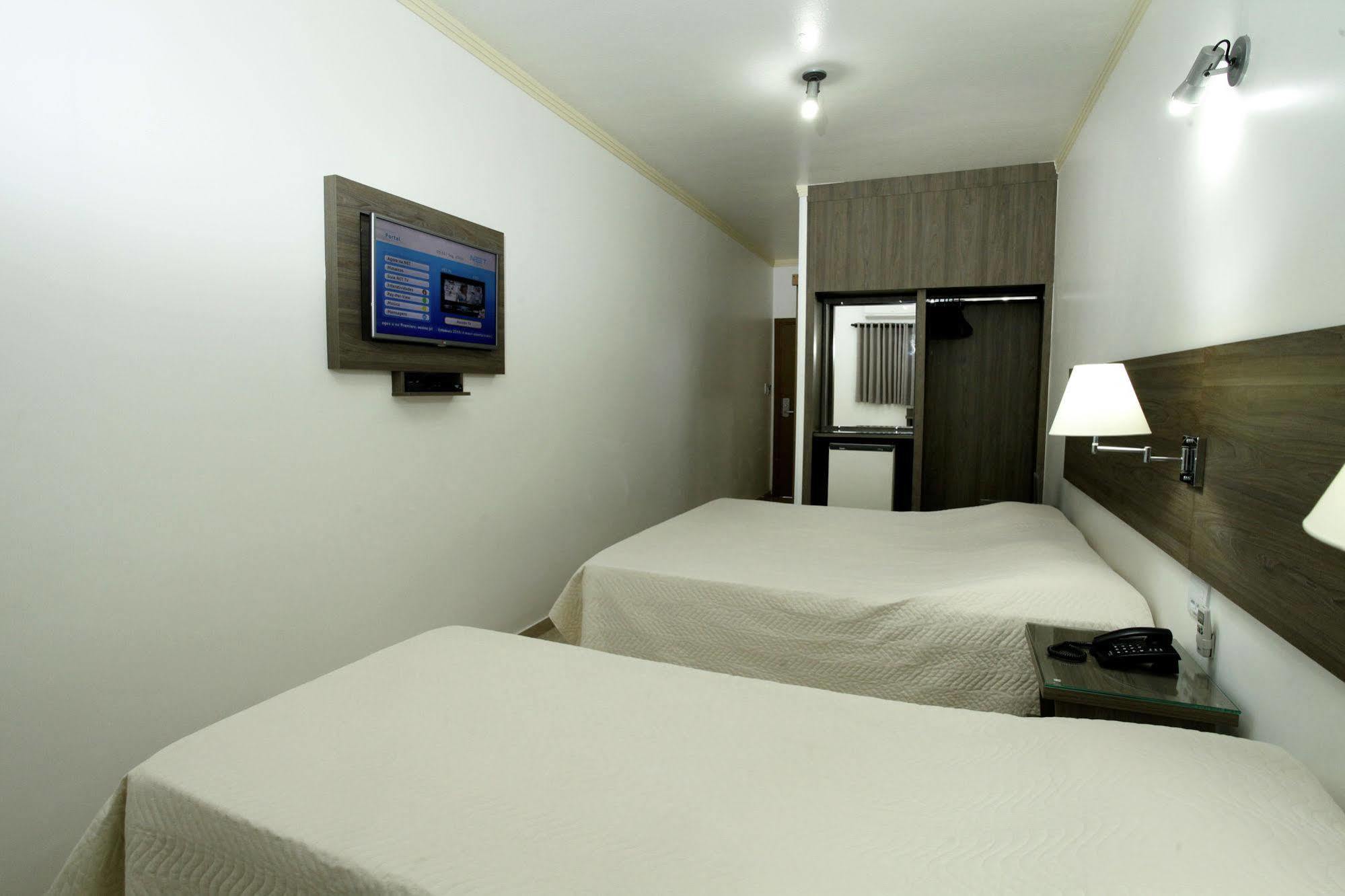 Indaia Hotel Сан-Карлус Екстер'єр фото